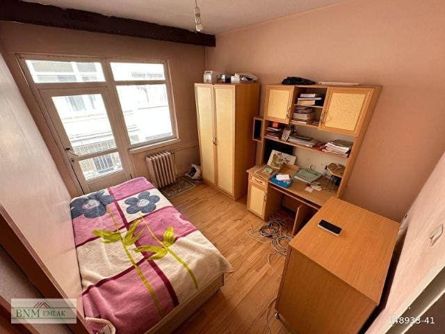 BNM EMLAK TAN BAHÇELİEVLER AŞKABAT CADDESİ 7.CADDE KATTA 3+1 DAİRE