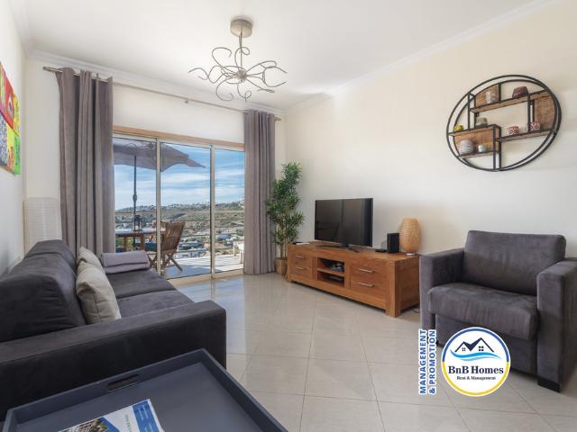 BnB Homes Eco Apartment with terrace and 2 pools