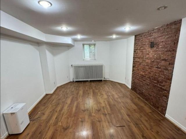 Bsmt 1 42 Keewatin Avenue, Toronto, ON, M4P 1Z8 house for lease | Listing ID C13042 | Royal LePage