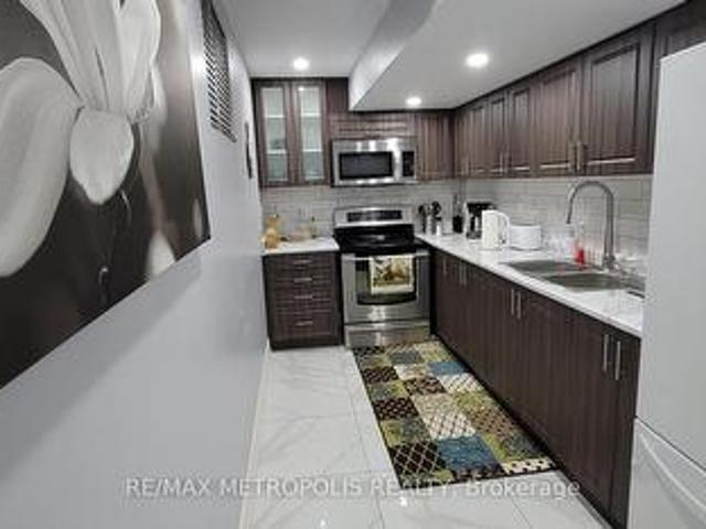 Bsmt 1 Desert Garden Drive, Brampton, ON, L7A 4M4 house for lease | Listing ID W13697 | Royal LePage