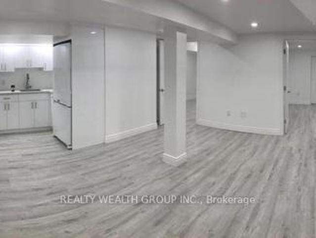 Bsmt 22 Crosland Drive, Toronto, ON, M1R 4M8 house for lease | Listing ID E13523 | Royal LePage