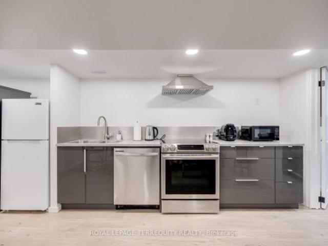 Bsmt 490 Symington Avenue, Toronto, ON, M6N 2W5 house for lease | Listing ID W13517 | Royal LePage