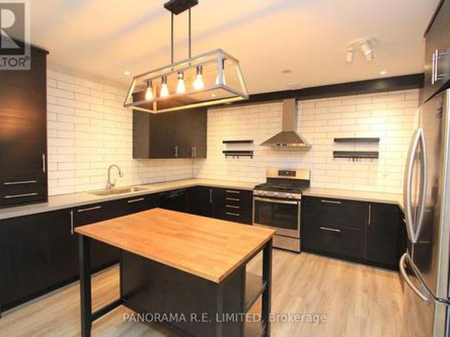 Bsmt 57 Renown Road, Toronto, ON, M9A 2E6 house for lease | Listing ID W13487 | Royal LePage