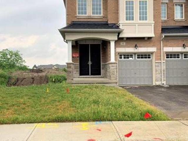 Bsmt 68 Drizzel Crescent, Richmond Hill, ON, L4E 1G8 house for lease | Listing ID N12992 | Royal LePage