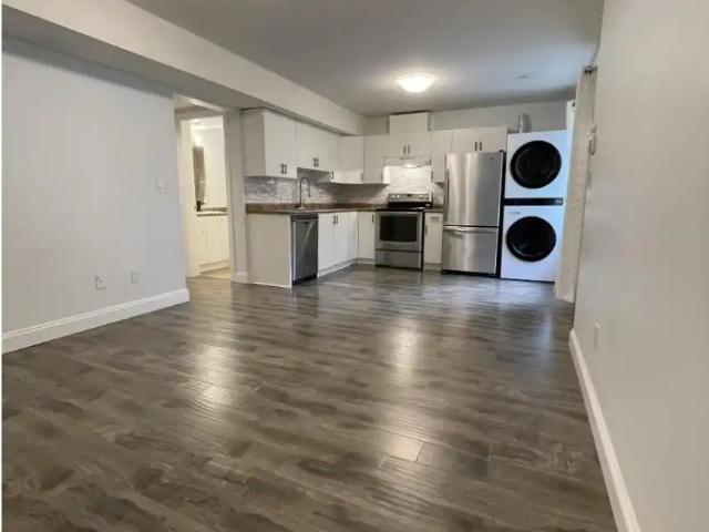 bsmt 7333 194 STREET