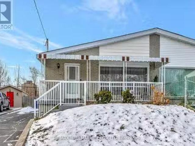 Bsmt 90 Santamonica Boulevard, Toronto, ON, M1L 4H5 house.