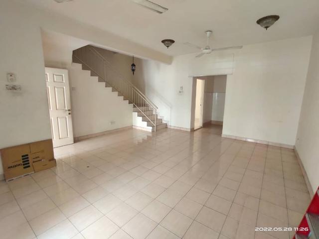 Bpp Walk To MRT 25 Storey Eminence Putra Permai Equine Seri Kembangan