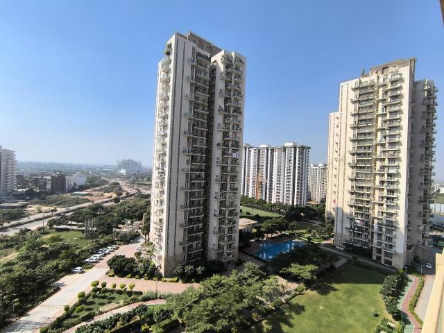 BPTP Amstoria 3 Bedroom 2282 Sq. Ft. Builder Floor in Sector 102 Gurgaon Listing ID: #9661