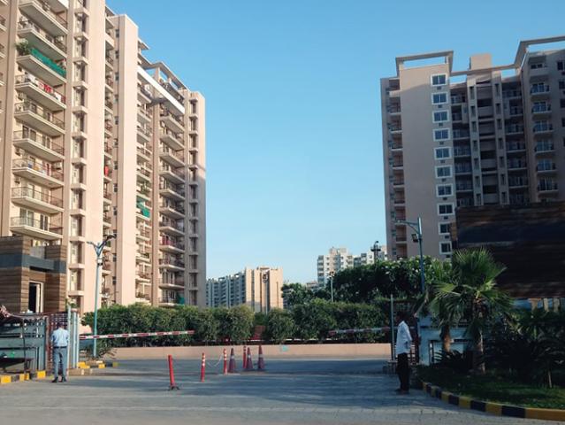 BPTP Astaire Gardens 4 Bedroom 2400 Sq. Ft. Builder Floor in Sector 70a Gurgaon Listing ID: #9565