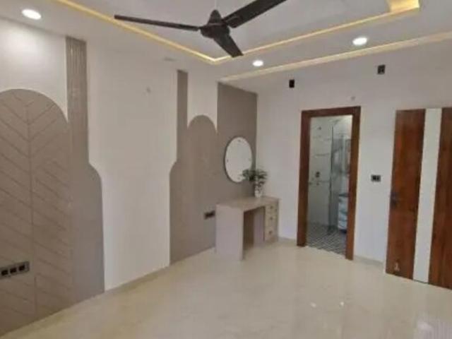 BPTP District 3 4 Bedroom 180 Sq. Yd. Builder Floor in Sector 85 Faridabad Listing ID: #10135