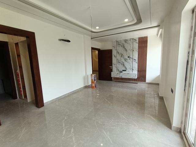 BPTP Parkland Pride 3 Bedroom 250 Sq. Yd. Builder Floor in Sector 77 Faridabad Listing ID: #10113
