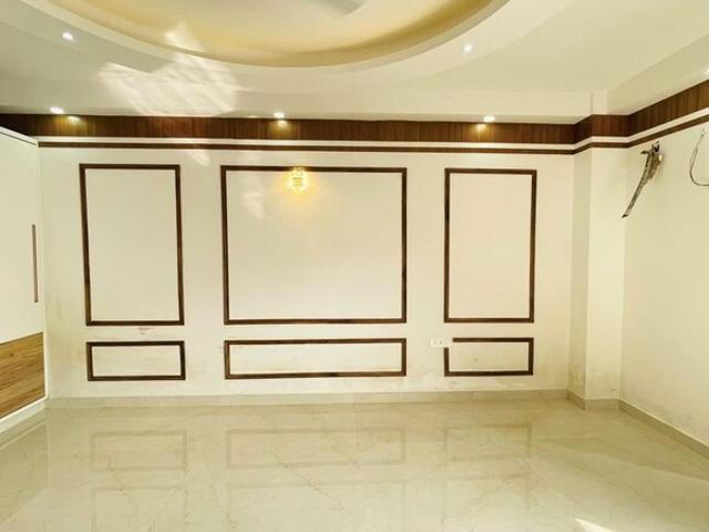 BPTP Parkland Pride 3 Bedroom 250 Sq. Yd. Builder Floor in Sector 77 Faridabad Listing ID: #10070