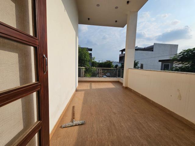 BPTP Parklands 4 Bedroom 303 Sq. Yd. Independent House in Sector 76 Faridabad Listing ID: #9682