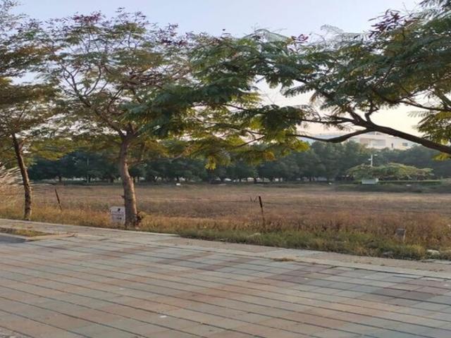 BPTP 102 Eden Estate 197 Sq. Yd. Plot in Sector 102 Gurgaon Listing ID: #10020