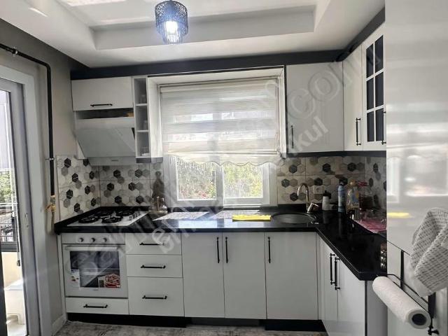 Brn Emlak'tan Yalınayakta 2+1 İçi Yapılı Kiralık Daire