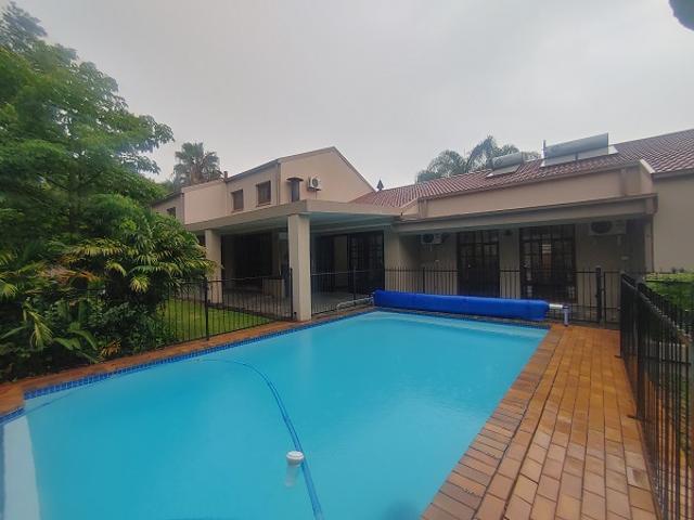 Bro335 – BEAUTIFUL FAMILY HOME WITH A GREAT LOCATION IN HAY STREET BROOKLYN, NEAR ALL MAJOR ROUTES, SHOPS, SCHOOLS AND TUKS!