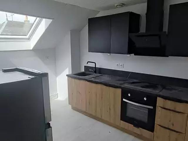 Brou 28160 Location appartement 3 pièces t3 au dernier étage