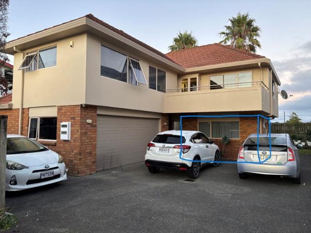 browns bay, 1 bedroom