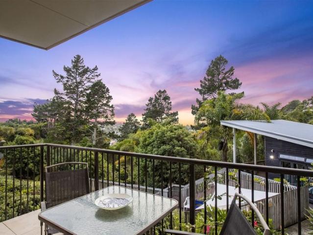 browns bay, 2 bedrooms