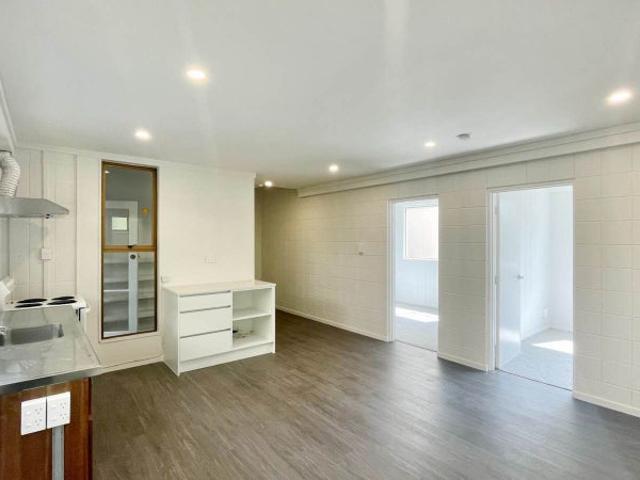 browns bay, 2 bedrooms