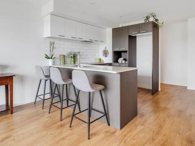 browns bay, 2 bedrooms
