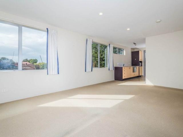 browns bay, 2 bedrooms