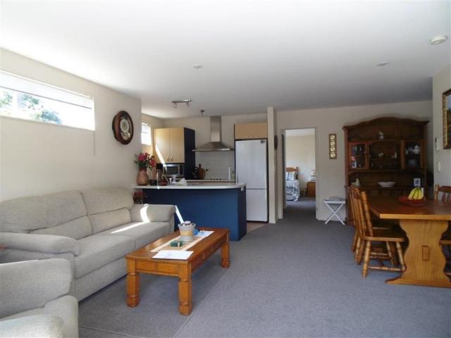 browns bay, 2 bedrooms