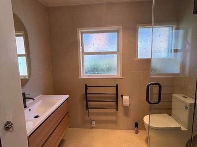 Browns Bay, 2 bedrooms