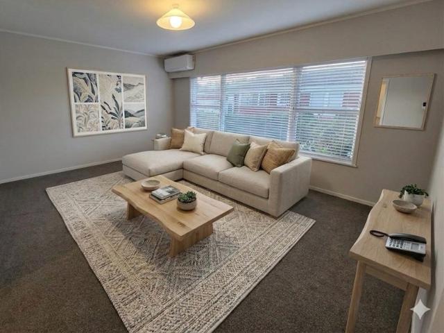 browns bay, 2 bedrooms