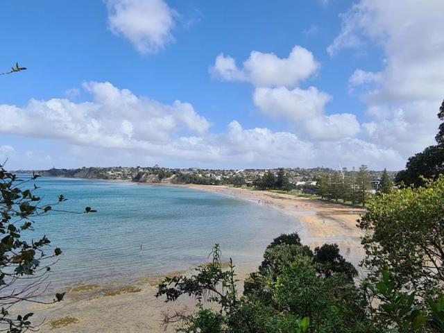 browns bay, 2 bedrooms