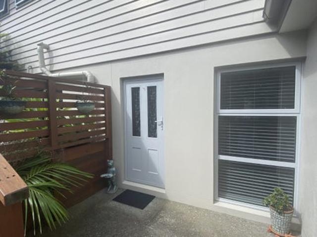 browns bay, 2 bedrooms