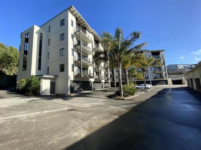 Browns Bay, 3 bedrooms