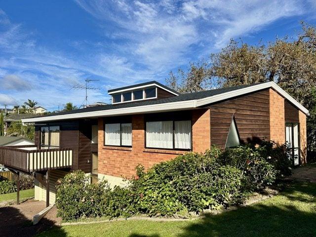 browns bay, 3 bedrooms
