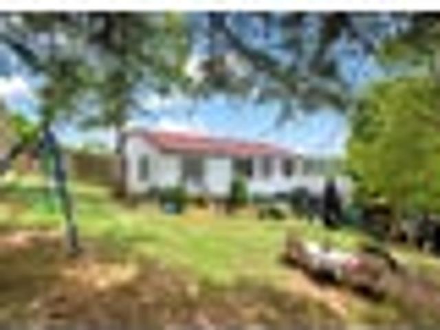 Browns Bay, 3 bedrooms, $820 pw