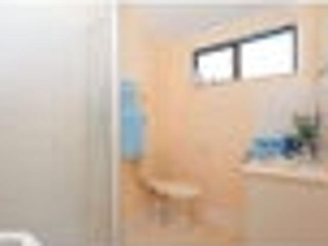 Browns Bay, 3 bedrooms, $830 pw