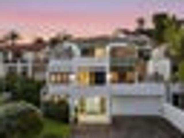 Browns Bay, 4 bedrooms, $1050 pw