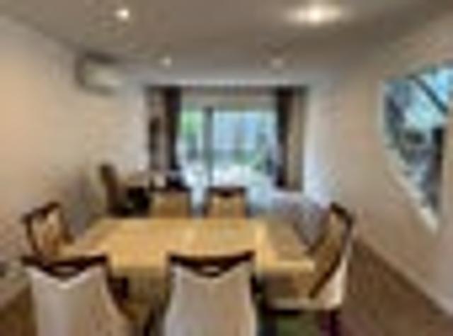 Browns Bay, 5 bedrooms, $1200 pw