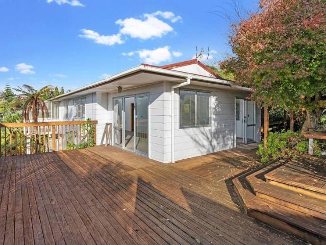 browns bay, 5 bedrooms