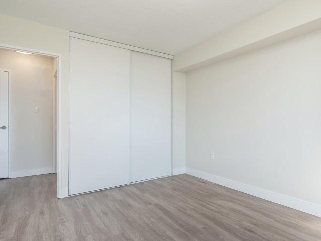 Broadway Apartments 1 Bedroom Apartment for Rent at 25 Westwood Crt, Kawartha Lakes, ON K9V 5A5 Lindsay