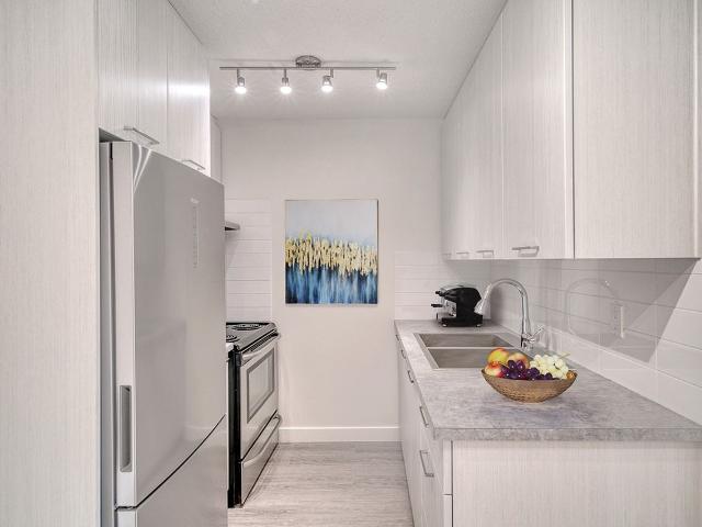 Broadway Centre 1 Bedroom Apartment for Rent at 349 14 Ave Sw, Calgary, AB T2R 0M4 Beltline
