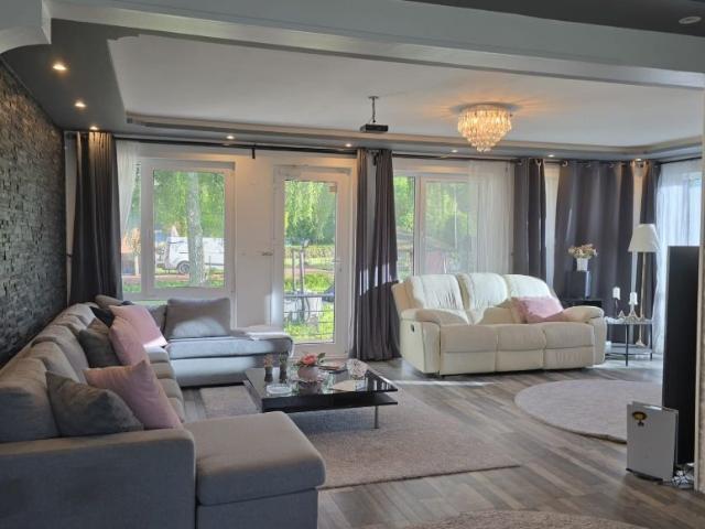 Broby 10rok 12mån 15.410kr/mån 230 m² 15 410 kr