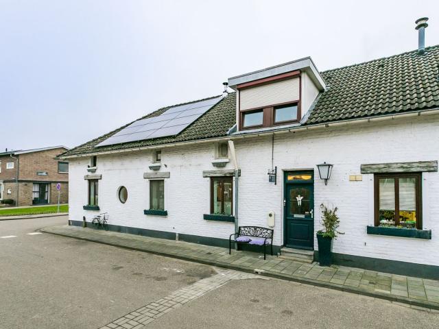 Broekstraat, 42, 6451BK, Schinveld, Limburg 6451BK