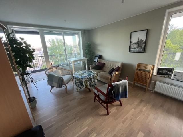 Bromma 2rok 12mån 20.000kr/mån