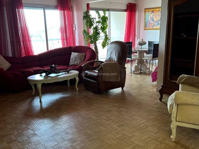 Bron Location Appartement 69