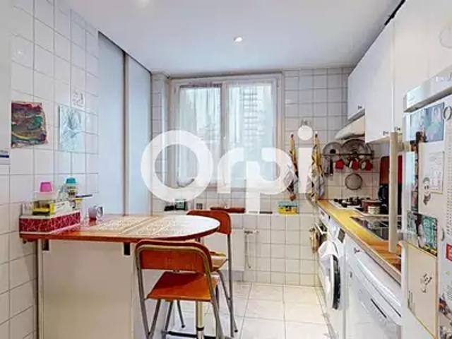 Bron 69500 Achat / Vente appartement 3 pièces t3 cave