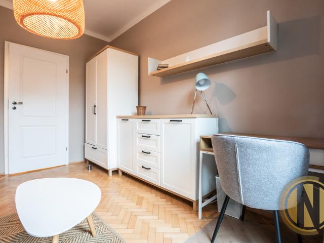 Bronowice | Krzywy Zaułek | 2 os. pok. + kuchnia Nova Capital biuro nieruchomości Kraków