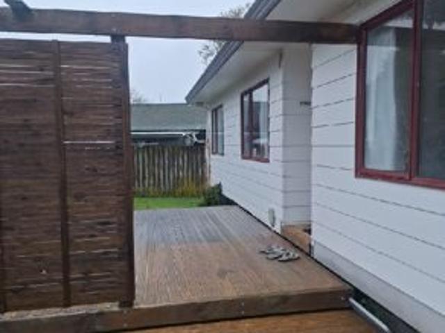 Brookfield, 3 bedrooms