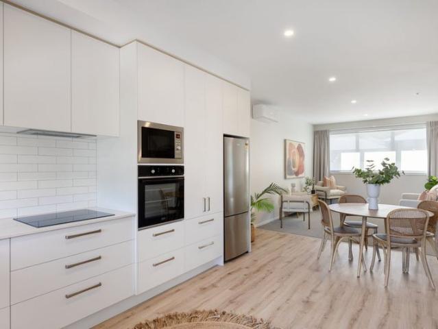 brookfield, 3 bedrooms