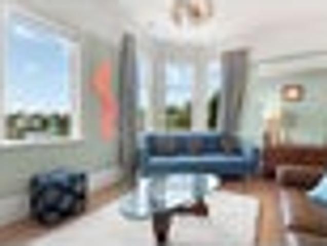 Brooklyn, 3 bedrooms, $1200 pw