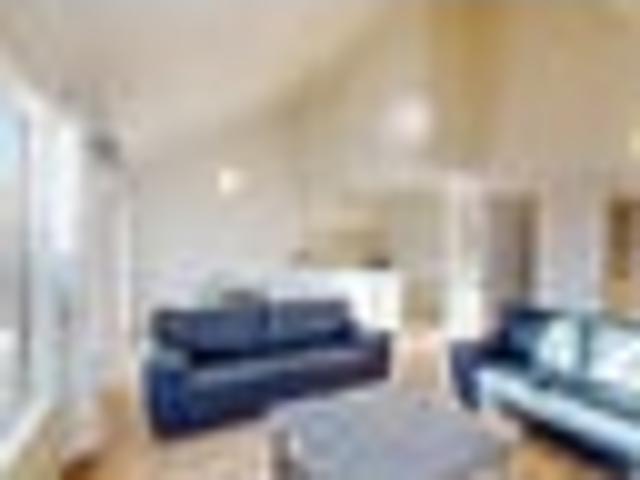 Brooklyn, 3 bedrooms, $725 pw